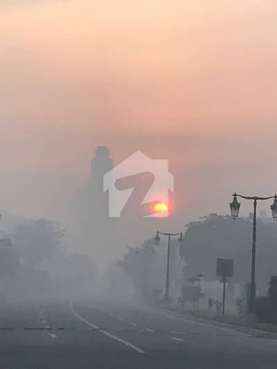 1 Kanal Plot For Sale 80ft Wide Road Near Shopping Mall