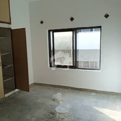 50*90 Cda Transfer Top Location Marble Floor Liveable House Available In F-11/2 Near Markaz Near Double Road