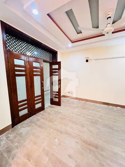 Islamabad D12 14 marla upper portion for rent