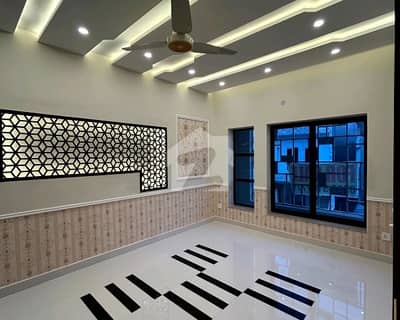 جی ۔ 9/4 جی ۔ 9,اسلام آباد میں 5 کمروں کا 7 مرلہ مکان 8.25 کروڑ میں برائے فروخت۔ جی ۔ 9/4 جی ۔ 9,اسلام آباد میں 5 کمروں کا 7 مرلہ مکان 8.25 کروڑ میں برائے فروخت۔