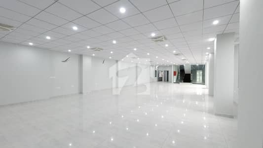 جی ۔ 9/1 جی ۔ 9,اسلام آباد میں 11 مرلہ Studio عمارت 33.0 کروڑ میں برائے فروخت۔