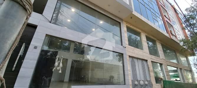 8,500 SQFT FACTORY SPACE FOR RENT CON KARIM AMJAD