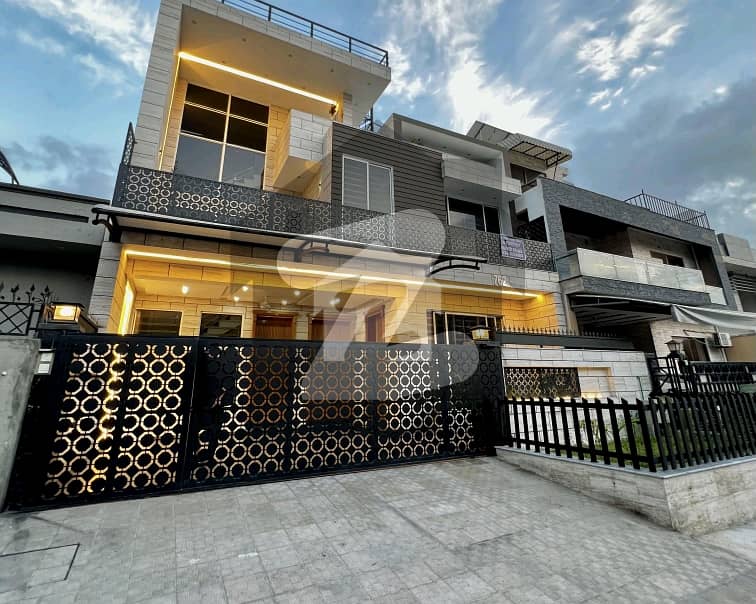 Brand New 10 Marla Beautiful House For Sale Brand New 10 Marla Beautiful House For Sale