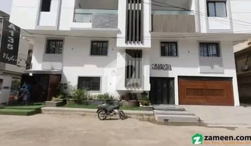 Prime Location 1700 Square Feet Spacious Flat Is Available In PECHS Block 2 For rent