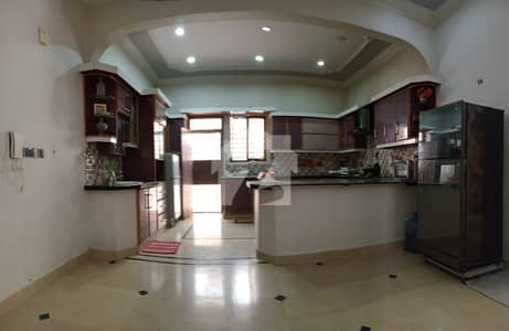 400 Sq/Yd Banglow In Reasonable Price