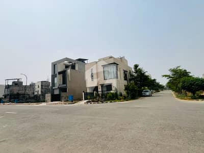 لیک سٹی ۔ سیکٹر ایم ۔ 8 لیک سٹی,رائیونڈ روڈ,لاہور میں 5 مرلہ رہائشی پلاٹ 1.5 کروڑ میں برائے فروخت۔ لیک سٹی ۔ سیکٹر ایم ۔ 8 لیک سٹی,رائیونڈ روڈ,لاہور میں 5 مرلہ رہائشی پلاٹ 1.5 کروڑ میں برائے فروخت۔