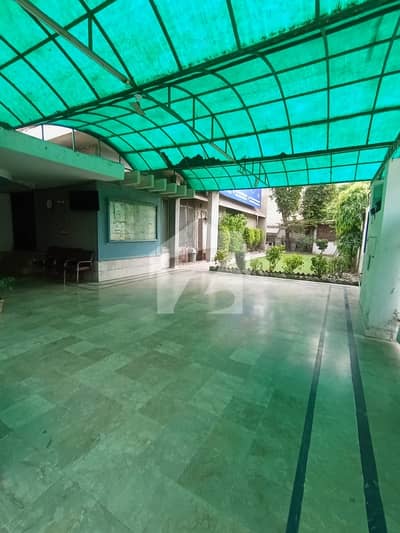 2 Kanal Commercial Paid House For Rent In Muslim Town 16 Bedrooms
