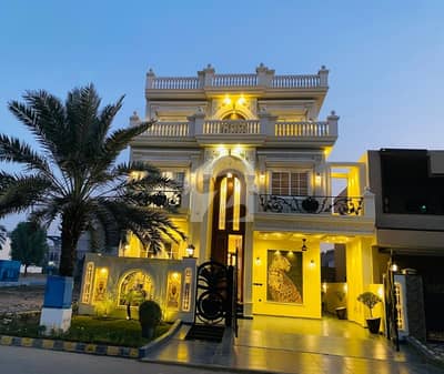 سٹی ہاؤسنگ سوسائٹی گوجرانوالہ میں 6 کمروں کا 1 کنال مکان 5.25 کروڑ میں برائے فروخت۔ سٹی ہاؤسنگ سوسائٹی گوجرانوالہ میں 6 کمروں کا 1 کنال مکان 5.25 کروڑ میں برائے فروخت۔