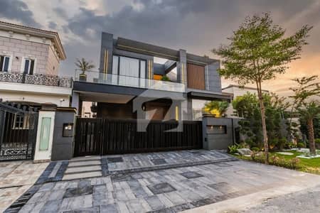 Fully Furnished Modern 1 Kanal House In DHA Phase 7