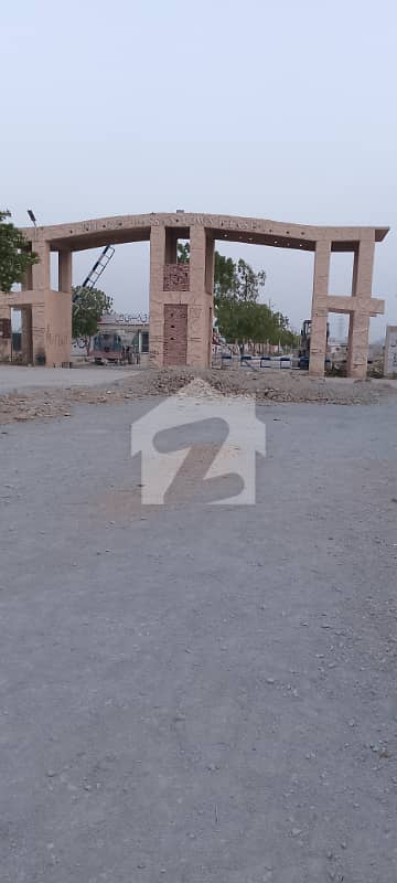 PIR GUL HASSAN COMMERCIAL PLOT