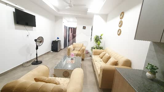 1200 Square Feet Flat Situated In Bahria Town Phase 7 For rent 1200 Square Feet Flat Situated In Bahria Town Phase 7 For rent