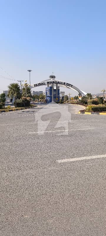 1 bed luxury apartment in FMC/B17, main Ijaz Ahmed Khan Avenue 175 feet wide and 3 sided corner plot, construction already started and completed till ground floor.