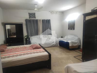 1 KANAL UPPER PORTION AVAILABLE FOR RENT