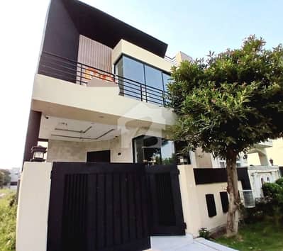 5 Marla Like New Used Utra Modern House For Rent In DHA Rahbar 5 Marla Like New Used Utra Modern House For Rent In DHA Rahbar