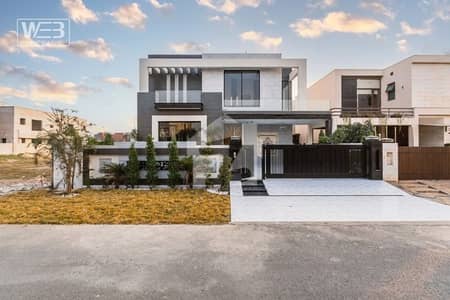 Modern Designed Few Mingt Away From Park 1 Kanal House In Phase 7