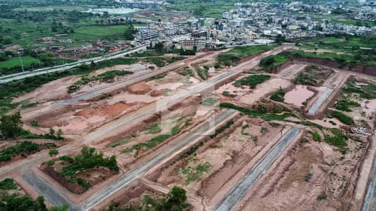 Park Enclave 3 Gem: Sun-Facing 1 Kanal Plot with Prime Location and Unmatched Appeal