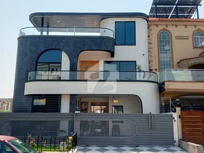 Luxury 10 Marla Designer House For Sale In B17 ISLAMABAD