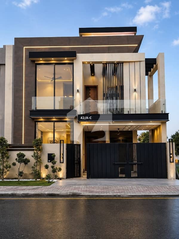 A Block Hot Location House A Block Hot Location House