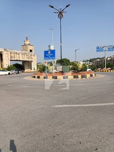 بحریہ انکلیو - سیکٹر ایم بحریہ انکلیو,بحریہ ٹاؤن,اسلام آباد میں 1 کنال رہائشی پلاٹ 2.9 کروڑ میں برائے فروخت۔