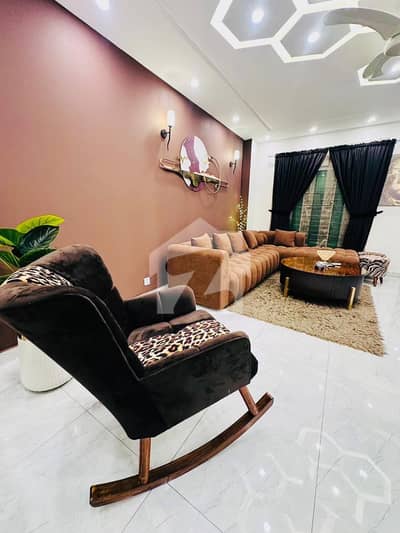ڈی ایچ اے فیز 8 سابقہ ایئر ایوینیو ڈی ایچ اے فیز 8,ڈی ایچ اے ڈیفینس,لاہور میں 2 کمروں کا 6 مرلہ فلیٹ 1.6 لاکھ میں کرایہ پر دستیاب ہے۔