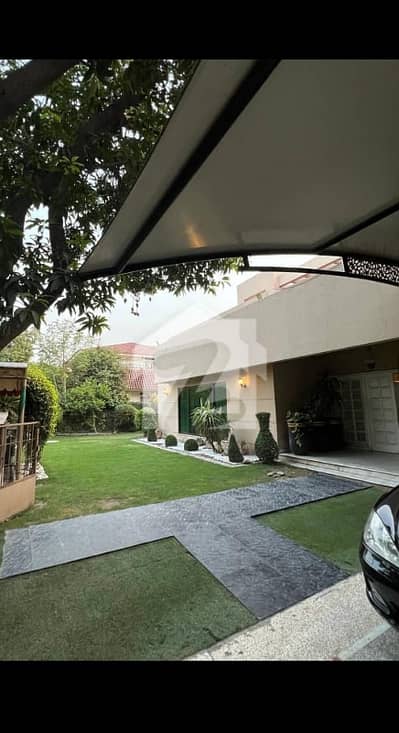 2 kanal Elegant Bungalow in phase 1 2 kanal Elegant Bungalow in phase 1