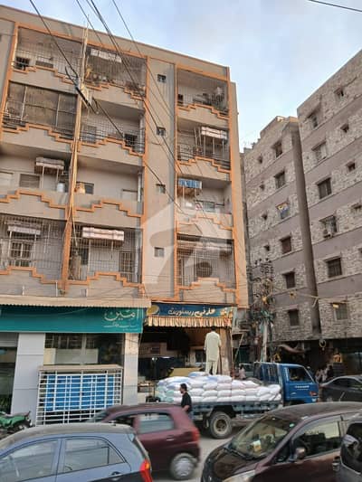 گلستانِِ جوہر ۔ بلاک 19 گلستانِ جوہر,کراچی میں 3 کمروں کا 6 مرلہ فلیٹ 95.0 لاکھ میں برائے فروخت۔ گلستانِِ جوہر ۔ بلاک 19 گلستانِ جوہر,کراچی میں 3 کمروں کا 6 مرلہ فلیٹ 95.0 لاکھ میں برائے فروخت۔