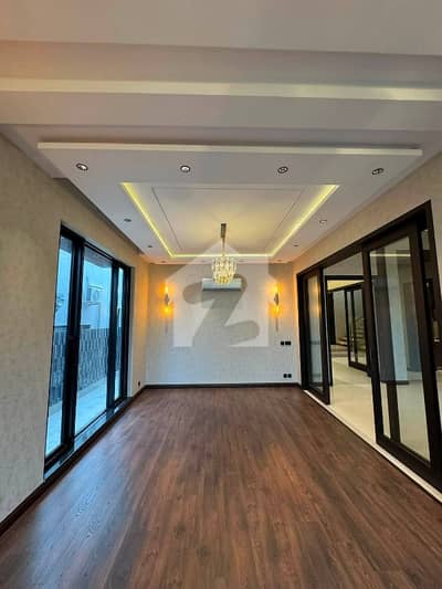 10 Marla Modern House For Rent 12 Kv Solar Installed Bill 0 With Basement