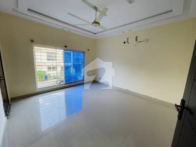 5 Marla House Available For Rent