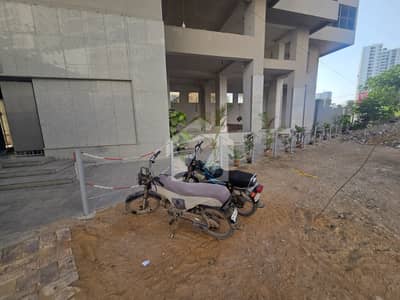 خلیق الزماں روڈ کراچی میں 1 کنال Studio دکان 45.0 کروڑ میں برائے فروخت۔