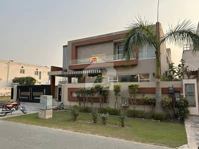 ڈی ایچ اے فیز 4 - بلاک ڈبل اے ڈی ایچ اے فیز 4,ڈی ایچ اے ڈیفینس,لاہور میں 4 کمروں کا 1 کنال مکان 3.5 لاکھ میں کرایہ پر دستیاب ہے۔ ڈی ایچ اے فیز 4 - بلاک ڈبل اے ڈی ایچ اے فیز 4,ڈی ایچ اے ڈیفینس,لاہور میں 4 کمروں کا 1 کنال مکان 3.5 لاکھ میں کرایہ پر دستیاب ہے۔