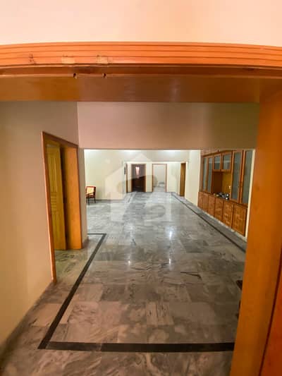 24 Marla Open Basment For Rent