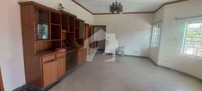 Main Brother'S Offer DHA Pheas 2 6Marla House For Rent Huge 2Bed Room Attached Bath Duble TV Lounge Duble Kitchen Drawing Room Dining Room Store Huge Lown Servent Quarter Servent Quarter Bath 1Car Big Parking Main Brother'S Offer DHA Pheas 2 6Marla House For Rent Huge 2Bed Room Attached Bath Duble TV Lounge Duble Kitchen Drawing Room Dining Room Store Huge Lown Servent Quarter Servent Quarter Bath 1Car Big Parking