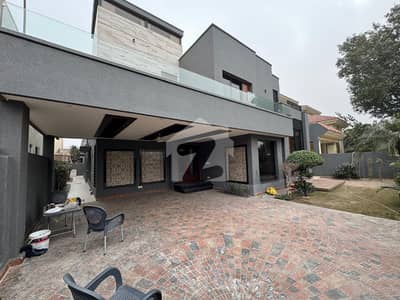 1-Kanal Elegant And Fully Maintained Bungalow With 20 KVA Solar & Near Park & Market Is Available In The Best Block Of DHA Lahore 1-Kanal Elegant And Fully Maintained Bungalow With 20 KVA Solar & Near Park & Market Is Available In The Best Block Of DHA Lahore
