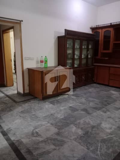 10 Marla Upper Portion For Rent In UET Housing Society, Lahore With Lower Lock Option
