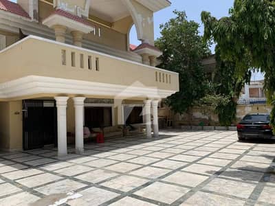 ڈی ایچ اے فیز 5 ڈی ایچ اے ڈیفینس,کراچی میں 6 کمروں کا 2 کنال مکان 15.5 کروڑ میں برائے فروخت۔