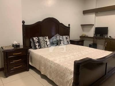 Prime Location Flat Sized 4000 Square Feet In Clifton - Block 2