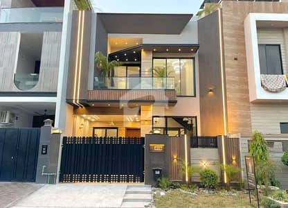 Your Dream Brand New 5 Marla House Is Available In Royal Orchard
