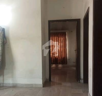 180 Square Feet Room In DHA Phase 1 Best Option
