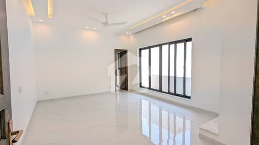 FOR RENT 666 Sqyrd Designer 9-Bedrooms Triple Storey House F_7/1