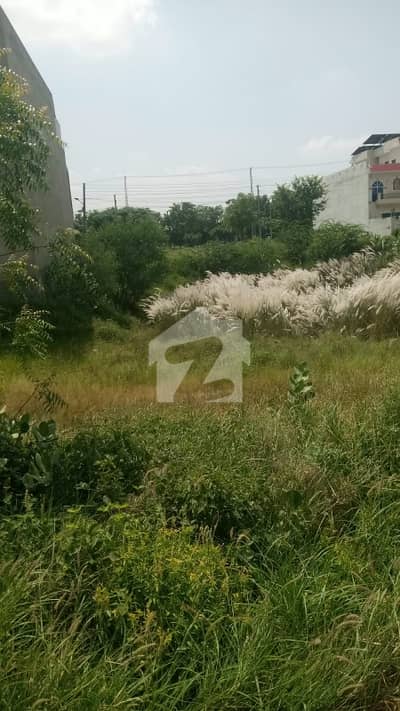 پبلک ہیلتھ سوسائٹی لاہور میں 1 کنال رہائشی پلاٹ 1.65 کروڑ میں برائے فروخت۔ پبلک ہیلتھ سوسائٹی لاہور میں 1 کنال رہائشی پلاٹ 1.65 کروڑ میں برائے فروخت۔