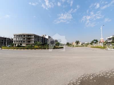 Gulberg Islamabad 5 Kanal Develope Posession Farm House Plot For Sale