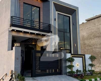 Al Haram Garden 1.5 Storey House Modren Desgin For Sale Prime Location Near Tooo Park And Masjid. . Al Haram Garden 1.5 Storey House Modren Desgin For Sale Prime Location Near Tooo Park And Masjid. .