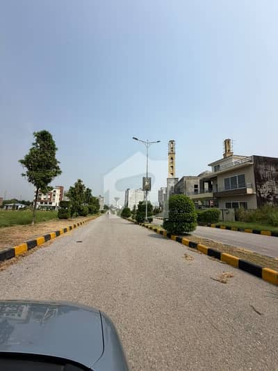 Get An Attractive Residential Plot In Shalimar Town Under Rs. 12500000