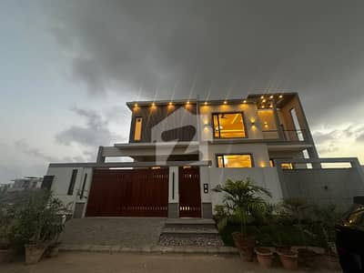 Your Search Ends Right Here With The Beautiful Prime Location House In DHA Phase 8 At Affordable Price Of Pkr Rs. 280000000