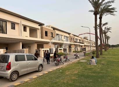 سیرین ولاز جناح ایونیو,ڈی ایچ اے ڈیفینس,ملتان میں 3 کمروں کا 5 مرلہ مکان 1.8 کروڑ میں برائے فروخت۔ سیرین ولاز جناح ایونیو,ڈی ایچ اے ڈیفینس,ملتان میں 3 کمروں کا 5 مرلہ مکان 1.8 کروڑ میں برائے فروخت۔