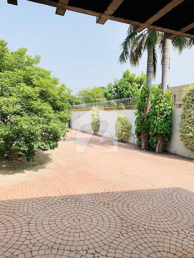 2 Kanal 14 Marla Old House For Sale