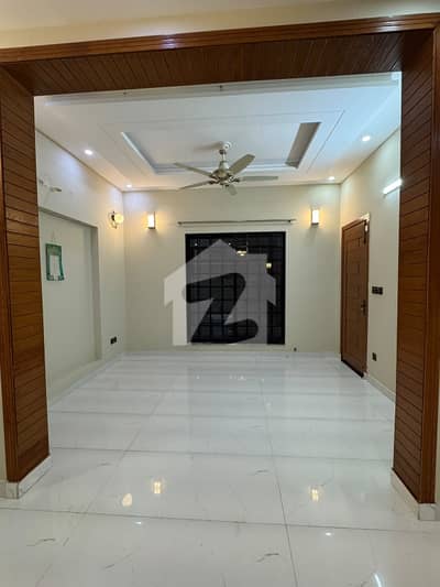 10 Marla Upper Portion In Very Ideal Location For Rent 10 Marla Upper Portion In Very Ideal Location For Rent