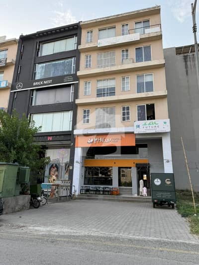 4 Marla Commercial Floor Available For Rent On Prime Location Of MB Phase 6 DHA Lahore