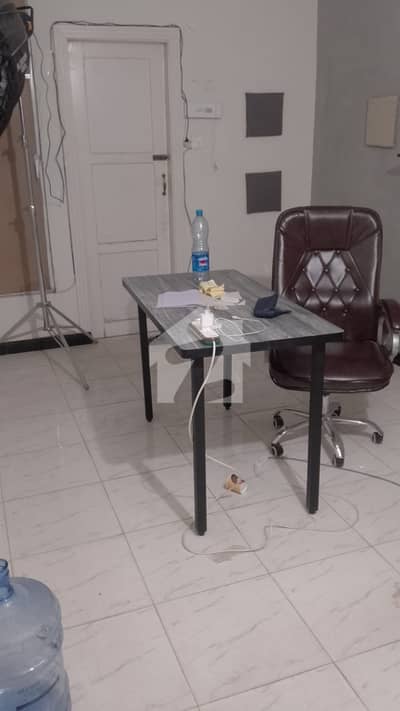 A Flat Of 585 Square Feet In Jinnah Gardens Phase 1