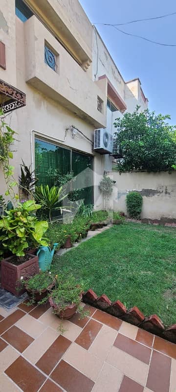 10 Marla Brand New House For Sale In Askari 10 Lahore | Near Park